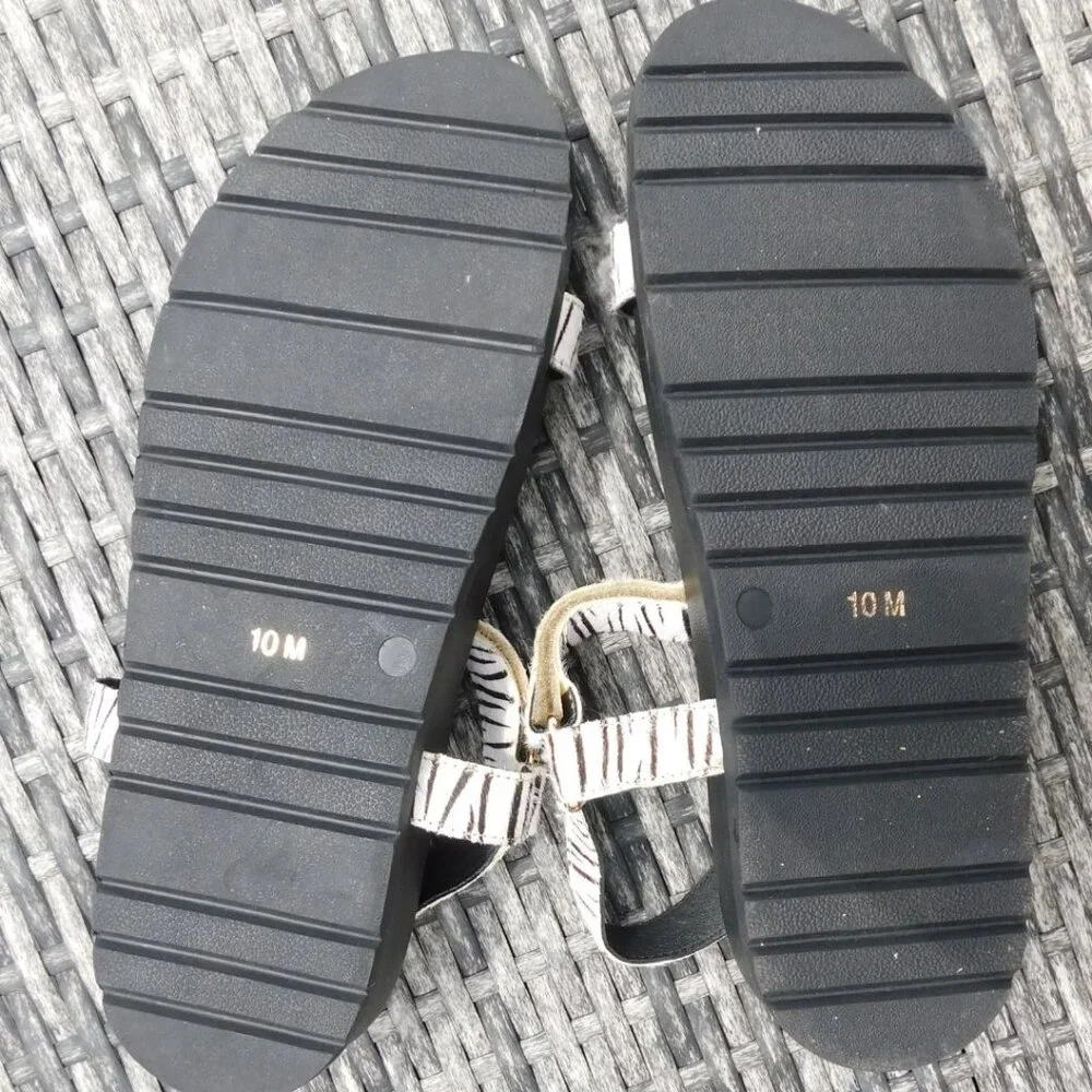 Matisse Black and White Striped Sandals - Picture 5 of 5